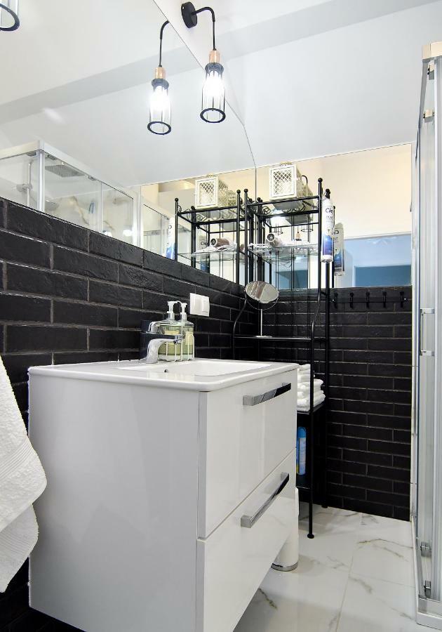 Chill&Sun Apartment Lukecin Luaran gambar